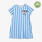 White t-shirt dress with blue stripes and a Ritz Ratz print on the chest, made from GOTS certified organic cotton with stretch. The dress is designed with two front pockets and a binding at the neckline.Mini Rodini Ritzratz Stripe Dress