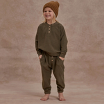 Rylee + Cru Button jogger pant || army